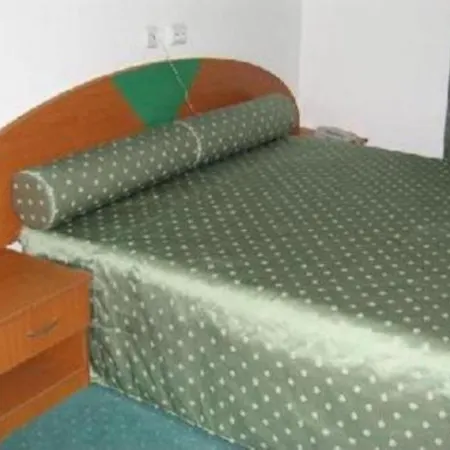 Szálloda Sir Colentina Bukarest