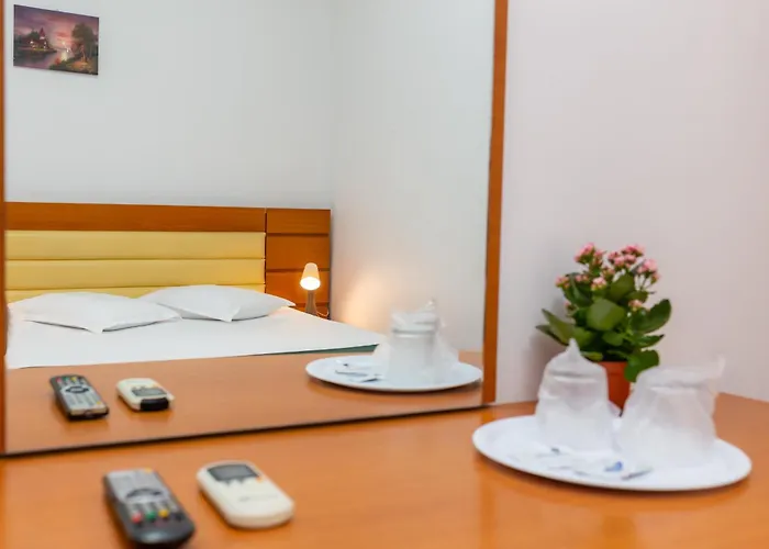 Sir Colentina 2* Бухарест