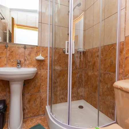 Sir Colentina 2* Boekarest